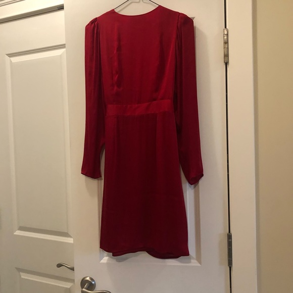 Banana Republic red wrap dress - Picture 4 of 10